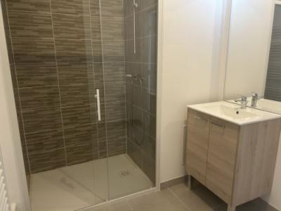 For rent Saint-doulchard 3 rooms 64 m2 Cher (18230) photo 2