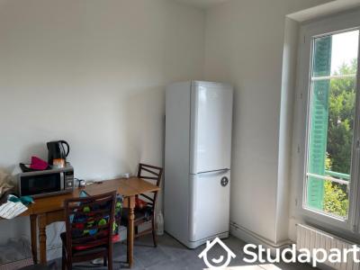 Louer Appartement Corbeil-essonnes 650 euros