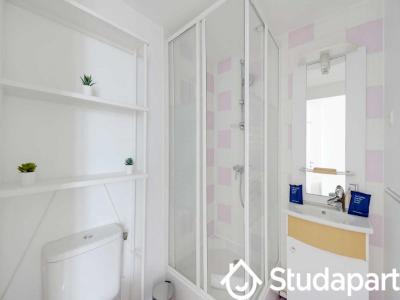 Louer Appartement Paris-10eme-arrondissement 2200 euros