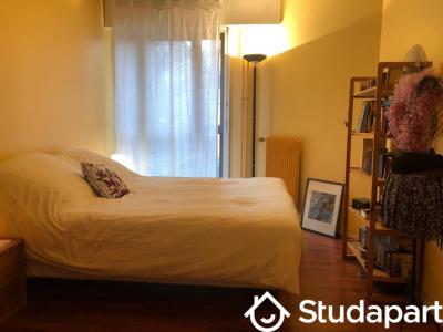 Louer Appartement 45 m2 Paris-15eme-arrondissement