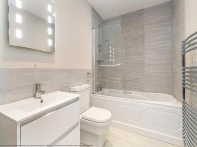For sale Rueil-malmaison 4 rooms 75 m2 Hauts de Seine (92500) photo 4