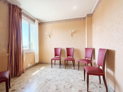 For sale CENTRE VILLE 6 rooms 115 m2 Saone et loire (71100) photo 4