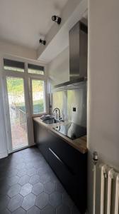 For sale A PROXIMIT� DE LA GARE 3 rooms 84 m2 Puy de dome (63300) photo 2