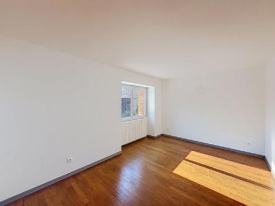 Louer Maison  700 euros