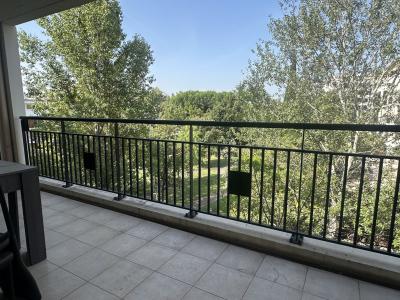 Louer Appartement  1250 euros