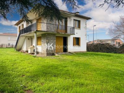 For sale Aucamville 4 rooms 108 m2 Haute garonne (31140) photo 0