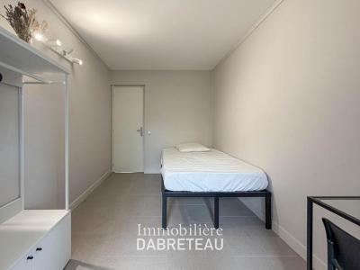Louer Appartement Bron 490 euros