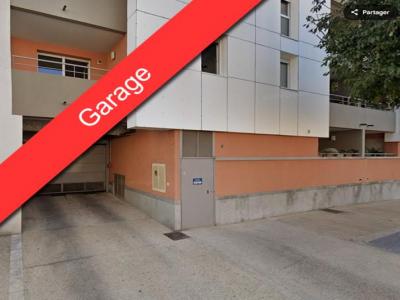 For rent Nimes 16 m2 Gard (30000) photo 0