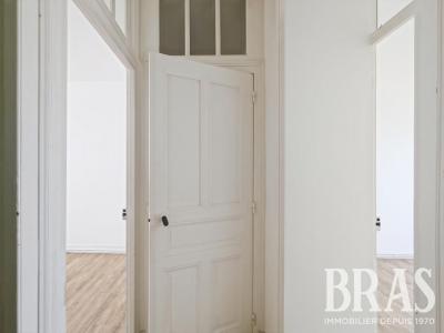 For sale Vannes 2 rooms 41 m2 Morbihan (56000) photo 2