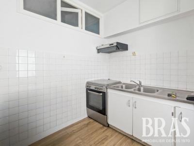 For sale Vannes 2 rooms 41 m2 Morbihan (56000) photo 4