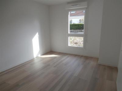 Louer Appartement Bouguenais 786 euros