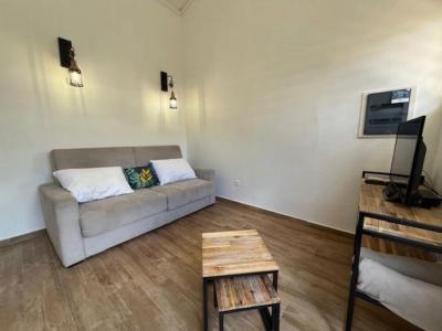 Louer Appartement 16 m2 Trois-ilets