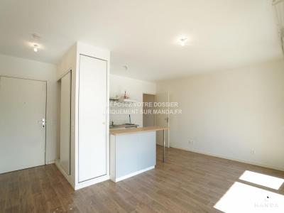 For rent Chatenay-malabry 1 room 32 m2 Hauts de Seine (92290) photo 2