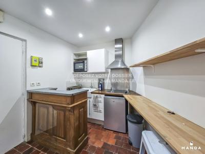 Louer Appartement Paris-18eme-arrondissement 995 euros