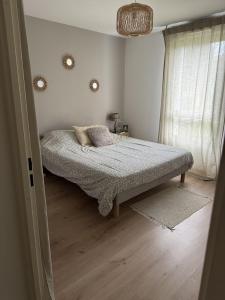 For sale RUE RUER 3 rooms 56 m2 Bouches du Rhone (13400) photo 2
