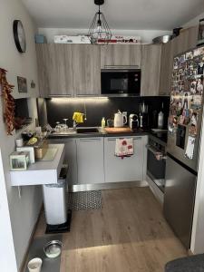 For sale RUE RUER 3 rooms 56 m2 Bouches du Rhone (13400) photo 4