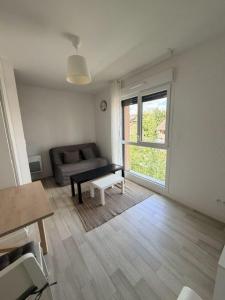 For rent SECTEUR Y SCHOOL 1 room 21 m2 Aube (10000) photo 0