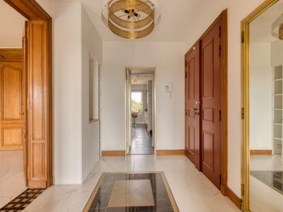 For sale LE MONAST�RE 6 rooms 188 m2 Hauts de Seine (92410) photo 1