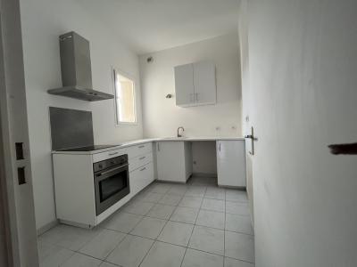 Louer Appartement  Bouches du Rhone