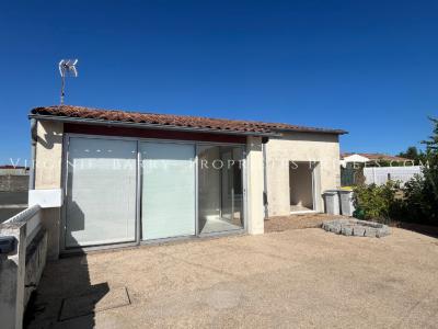 For sale Tonnay-charente 3 rooms 62 m2 Charente maritime (17430) photo 0