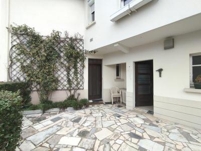 For sale Chapelle-basse-mer 7 rooms 120 m2 Loire atlantique (44450) photo 0