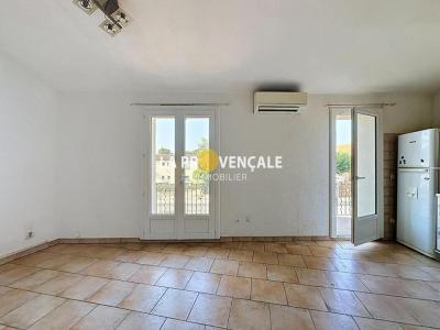 Acheter Appartement 48 m2 Trets