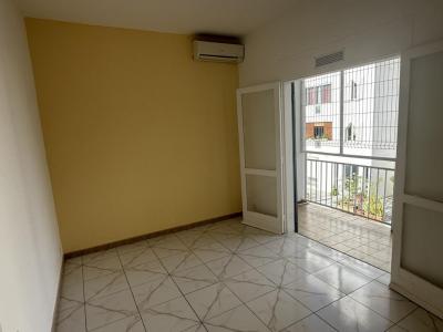 Louer Appartement 37 m2 Saint-denis