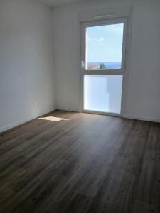 For rent Chazelles-sur-lyon 3 rooms 76 m2 Loire (42140) photo 2