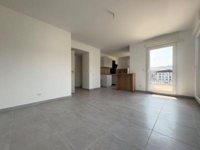 Louer Appartement 63 m2 Nice