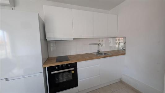 Louer Appartement 33 m2 Beausoleil