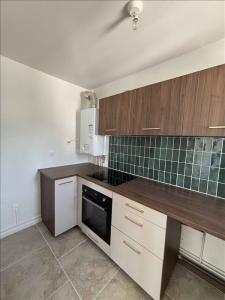 For rent Tours 2 rooms 46 m2 Indre et loire (37000) photo 4