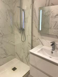 Louer Appartement  1083 euros