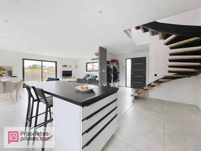 For sale Saint-sulpice 4 rooms 124 m2 Tarn (81370) photo 1