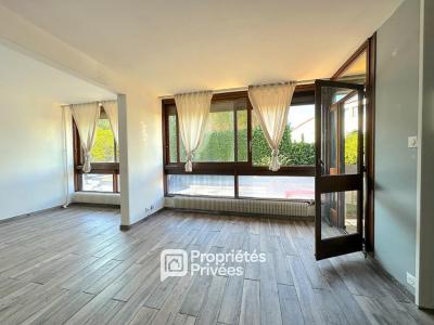 For sale Clermont-ferrand 4 rooms 79 m2 Puy de dome (63000) photo 1