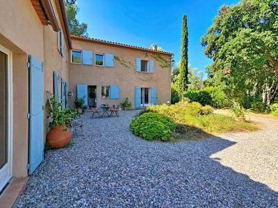 For sale Sanary-sur-mer 10 rooms 250 m2 Var (83110) photo 4