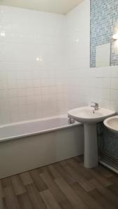 For rent Cambrai 5 rooms 106 m2 Nord (59400) photo 2