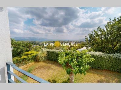 For sale Greasque 5 rooms 135 m2 Bouches du Rhone (13850) photo 2
