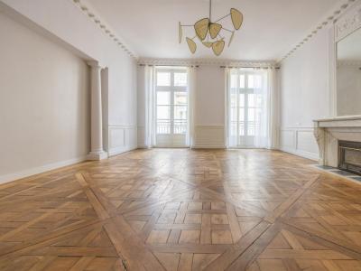 Louer Appartement 102 m2 Nantes