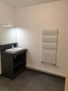 For rent Cesson-sevigne 3 rooms 62 m2 Ille et vilaine (35510) photo 2