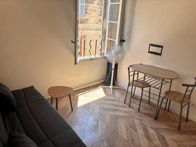 Louer Appartement 18 m2 Avignon