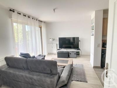 For rent Thiais 2 rooms 43 m2 Val de Marne (94320) photo 0