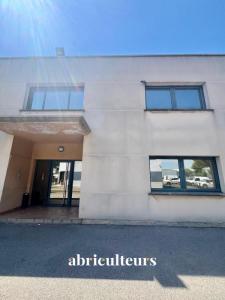 Annonce Location Bureau Vitrolles 13
