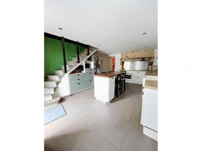 For sale Glaine-montaigut 5 rooms 140 m2 Puy de dome (63160) photo 4
