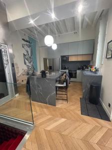 Acheter Appartement Paris-2eme-arrondissement 1365000 euros