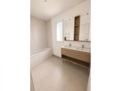 For sale Pertuis 4 rooms 91 m2 Vaucluse (84120) photo 3