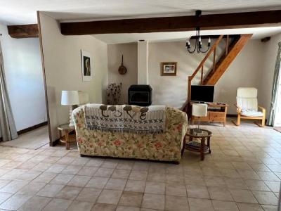 For sale 5 rooms 147 m2 Charente (16240) photo 4