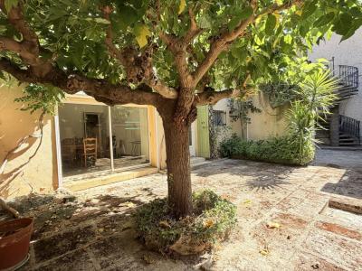 For sale A 15 MINUTES D'UZ�S 10 rooms 220 m2 Gard (30210) photo 1