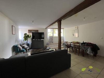 Louer Appartement 100 m2 Saint-leonard-de-noblat
