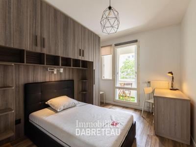 For rent Lyon-7eme-arrondissement 5 rooms Rhone (69007) photo 0
