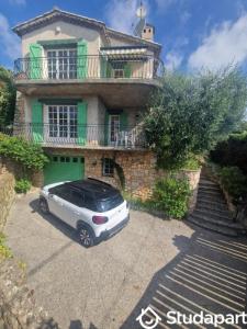 For rent Vallauris 5 rooms 200 m2 Alpes Maritimes (06220) photo 1